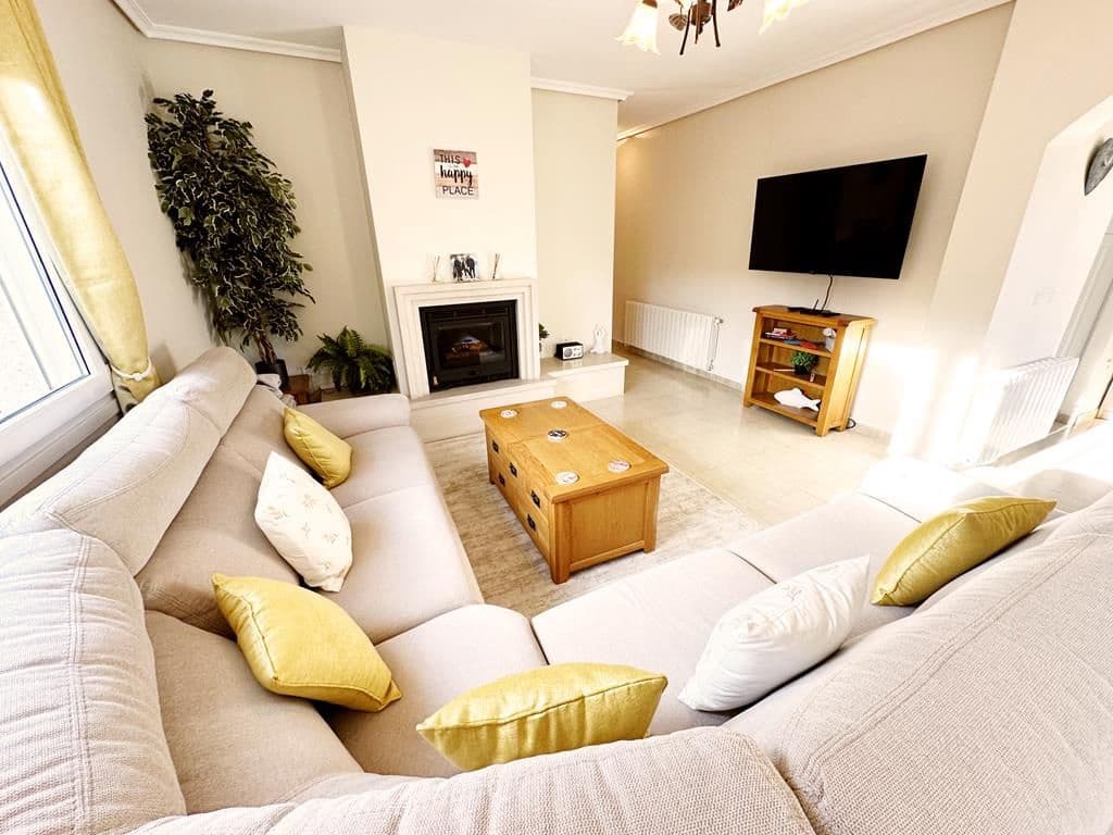 3 bedroom Villa for sale in Gea y Truyols - € 315,000 (Ref: 9513818)