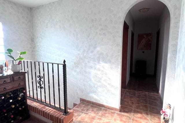5 sovrum Villa till salu i Desamparados - Hurchillo - Torremendo, Orihuela - 649 990 € (Ref: 9513828)