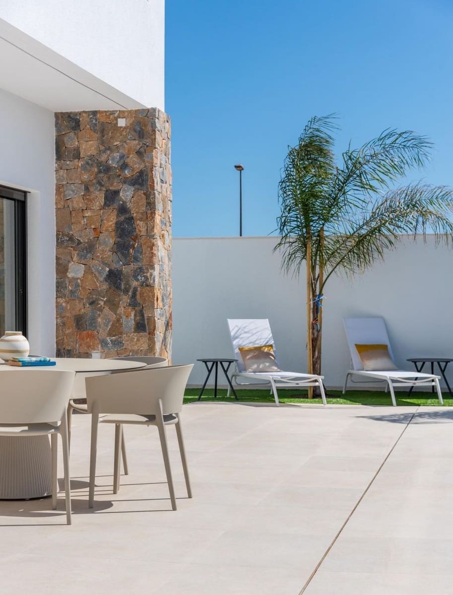 3 bedroom Villa for sale in San Javier with pool - € 699,900 (Ref: 9513844)