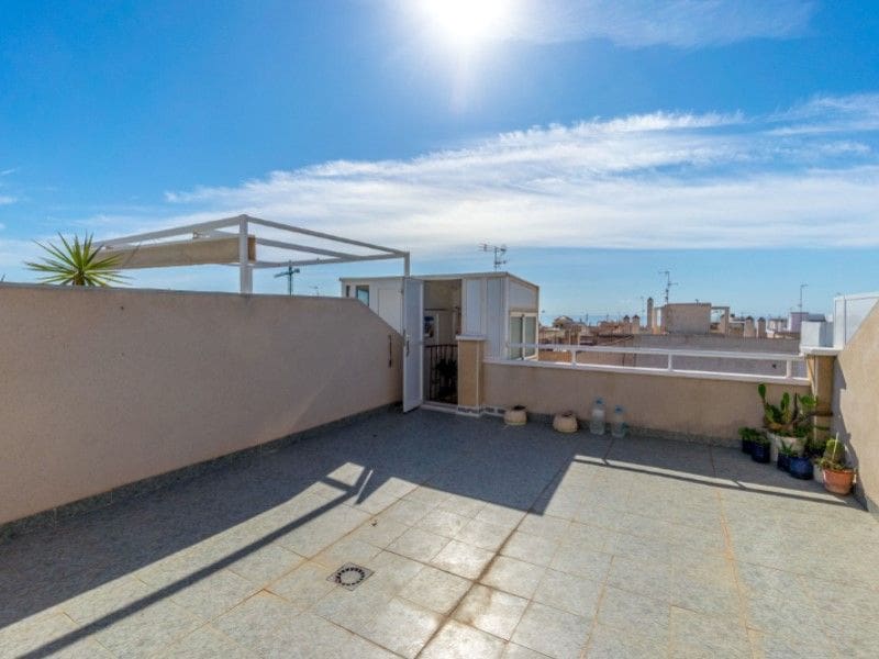 3 sypialnia Penthouse na sprzedaż w Torrevieja - 229 000 € (Ref: 9513870)