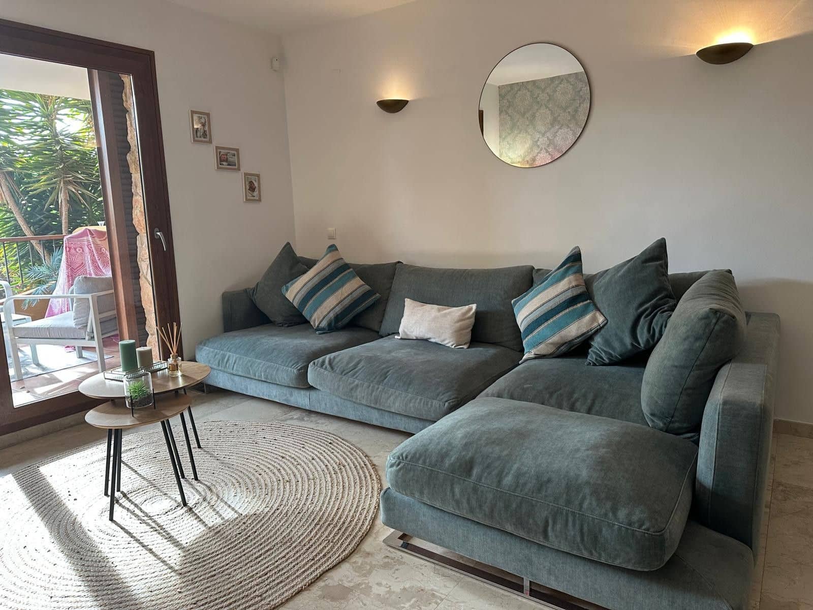 2 bedroom Apartment for sale in Punta Prima with garage - € 289,995 (Ref: 9513881)