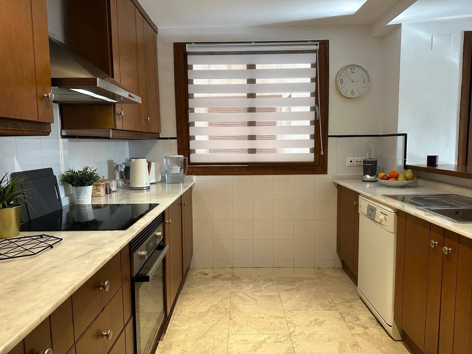 2 bedroom Apartment for sale in Punta Prima with garage - € 289,995 (Ref: 9513881)