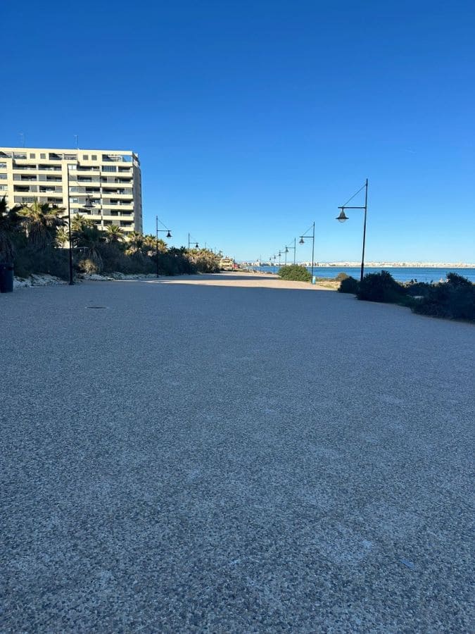 2 bedroom Apartment for sale in Punta Prima with garage - € 289,995 (Ref: 9513881)