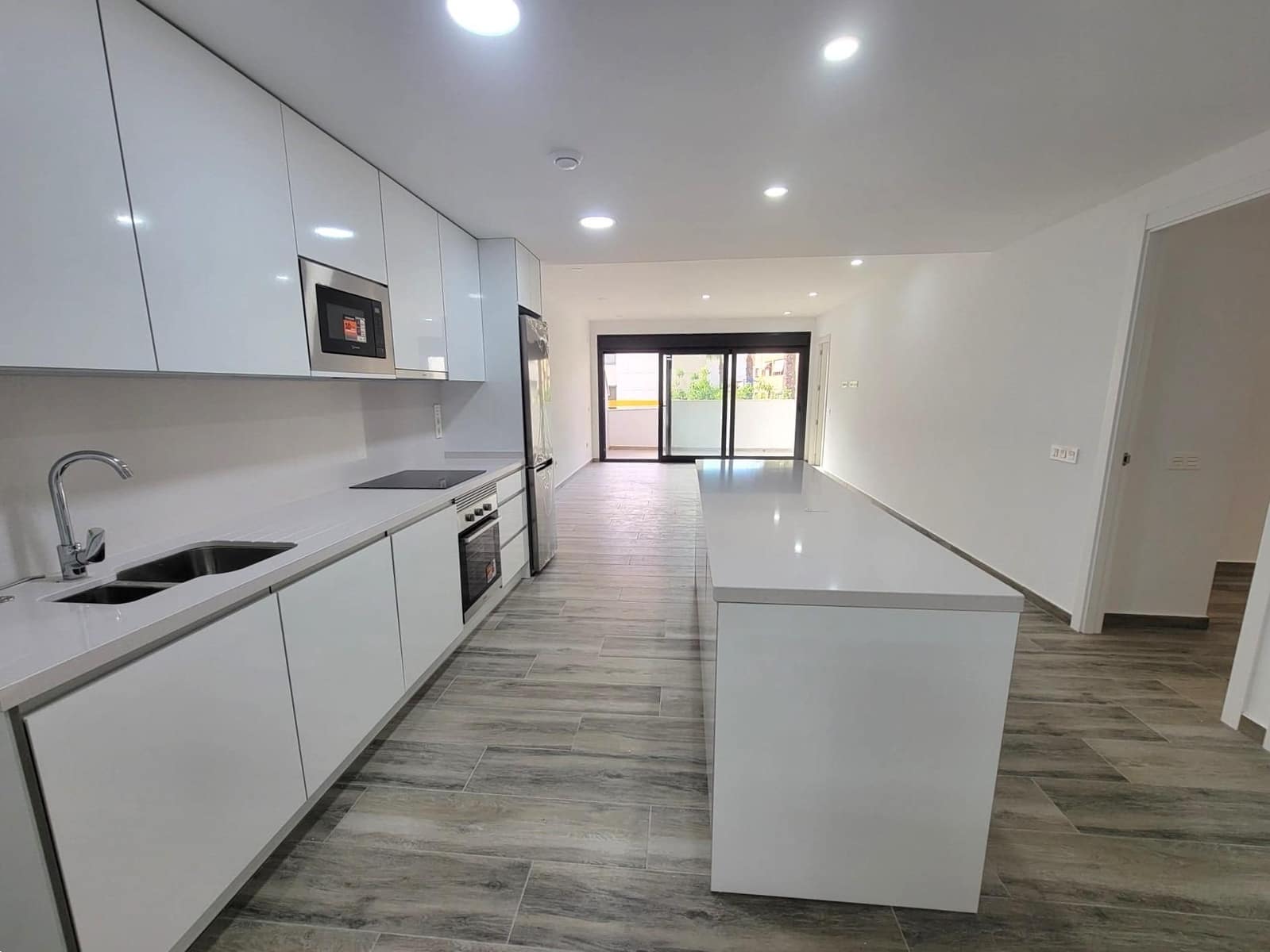 3 sovrum Lägenhet till salu i Torrevieja med pool - 375 000 € (Ref: 9513893)