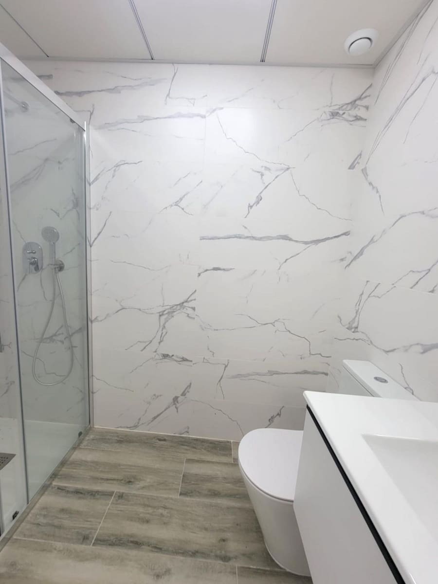 3 sovrum Lägenhet till salu i Torrevieja med pool - 375 000 € (Ref: 9513893)