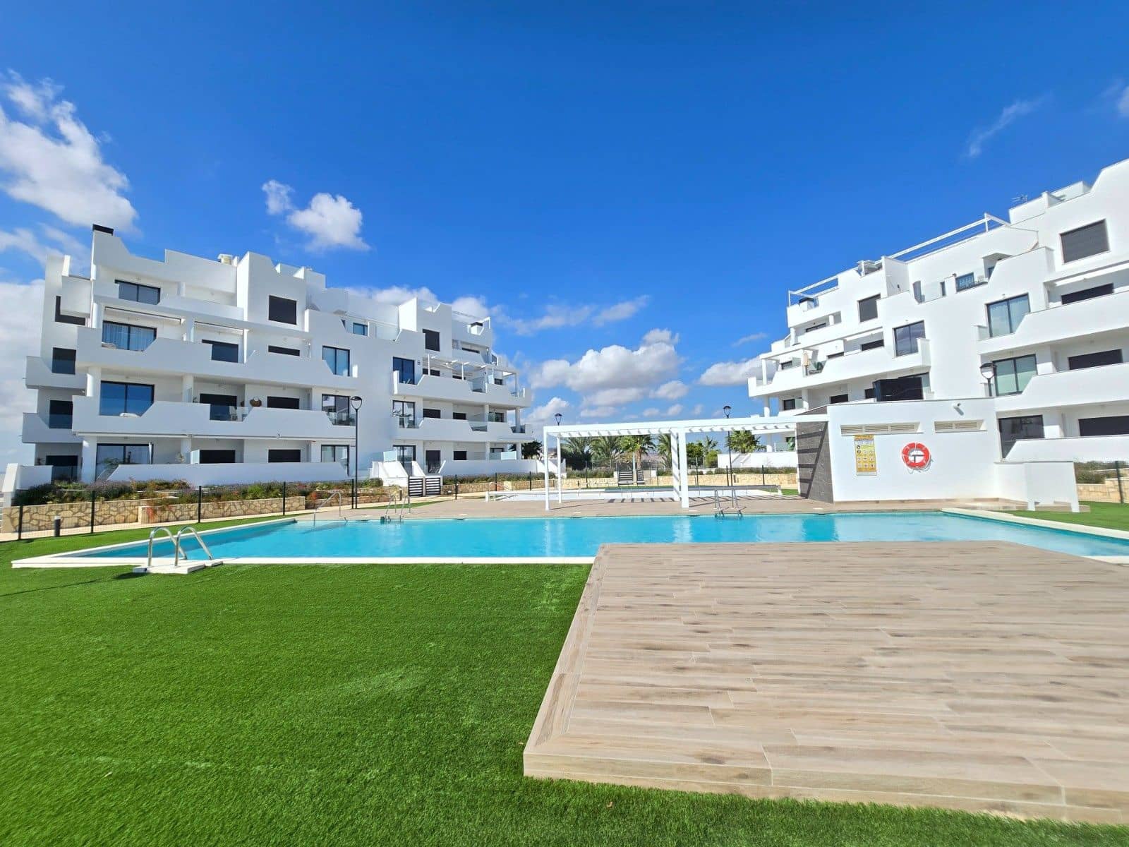 2 sovrum Lägenhet till salu i Los Alcazares med pool garage - 299 950 € (Ref: 9513911)