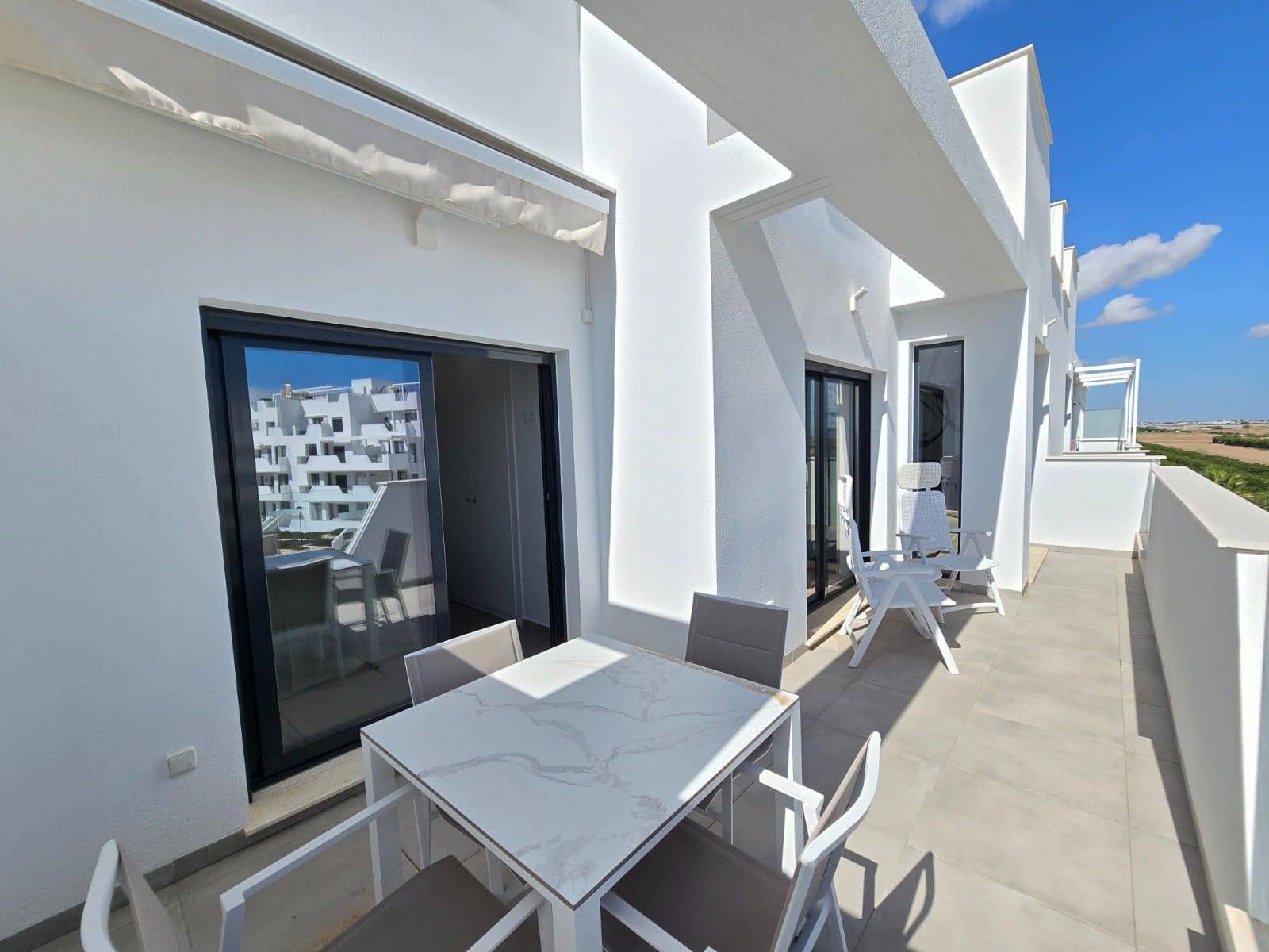 2 sovrum Lägenhet till salu i Los Alcazares med pool garage - 299 950 € (Ref: 9513911)