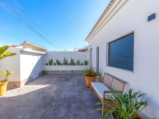 3 quarto Moradia para venda em El Chaparral - La Siesta - La Torreta, Torrevieja - 499 000 € (Ref: 9513928)