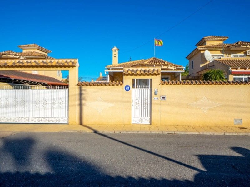 3 sovrum Villa till salu i El Chaparral - 335 950 € (Ref: 9513929)