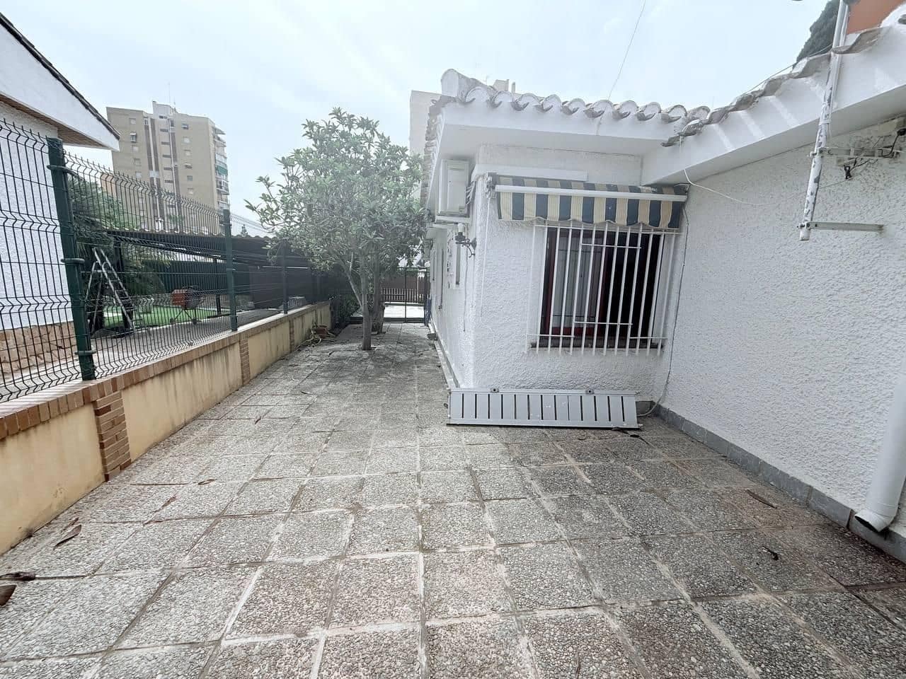 4 soveværelse Villa til salg i Campoamor - € 799.000 (Ref: 9513934)