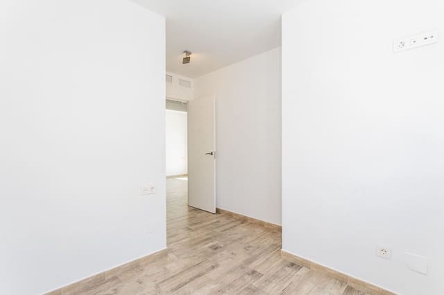 3 soverom Villa til salgs i Centro, Santa Pola med svømmebasseng - € 405 000 (Ref: 9513935)