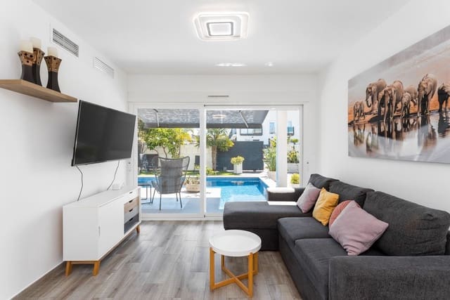 3 soverom Villa til salgs i Centro, Santa Pola med svømmebasseng - € 405 000 (Ref: 9513935)