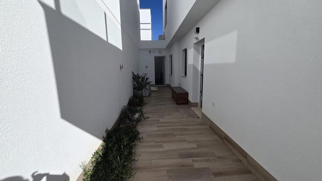 3 bedroom Villa for sale in San Pedro del Pinatar - € 397,500 (Ref: 9513946)