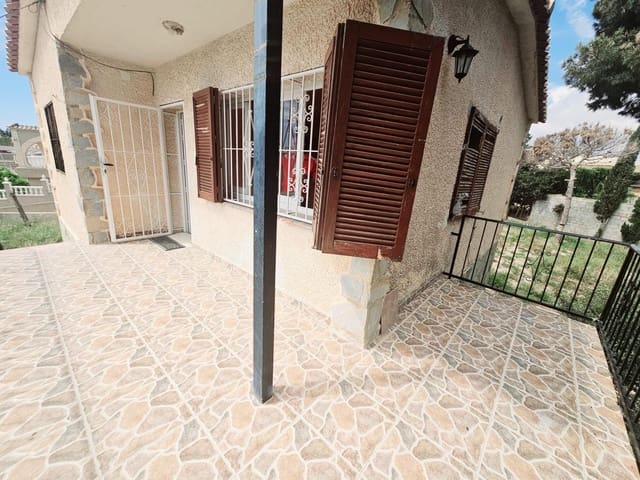 4 bedroom Villa for sale in La Siesta, Torrevieja - € 399,900 (Ref: 9513953)