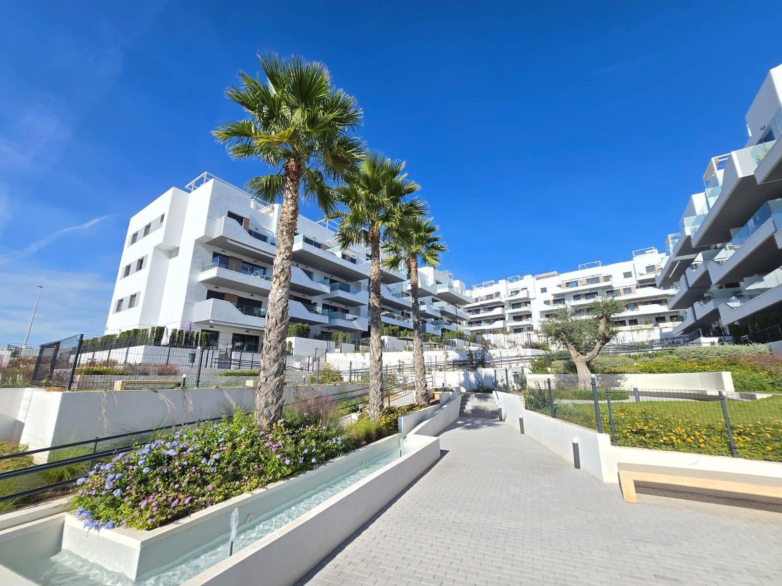 2 bedroom Apartment for sale in Filipinas with pool garage - € 265,000 (Ref: 9513955)
