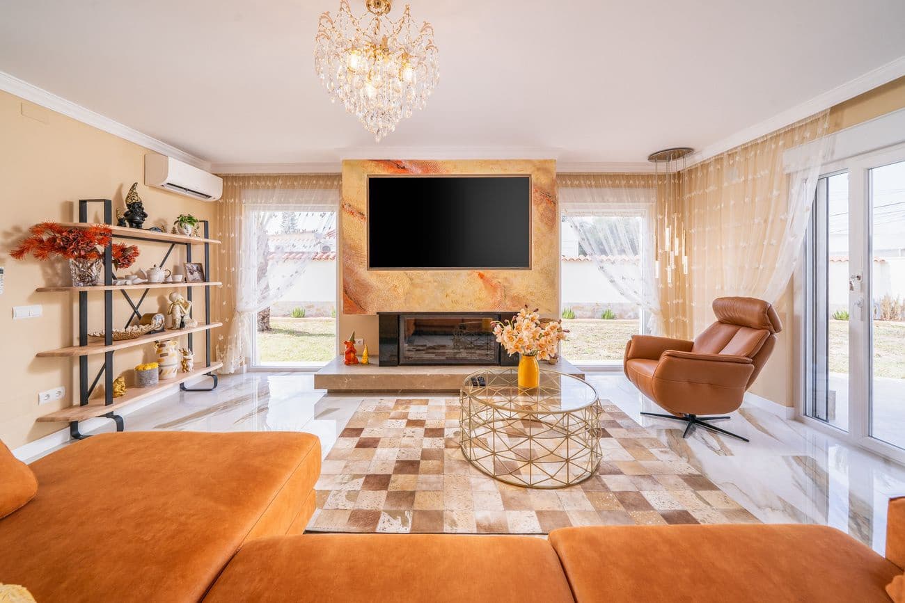 4 quarto Moradia para venda em Torrevieja com piscina - 1 350 000 € (Ref: 9513969)