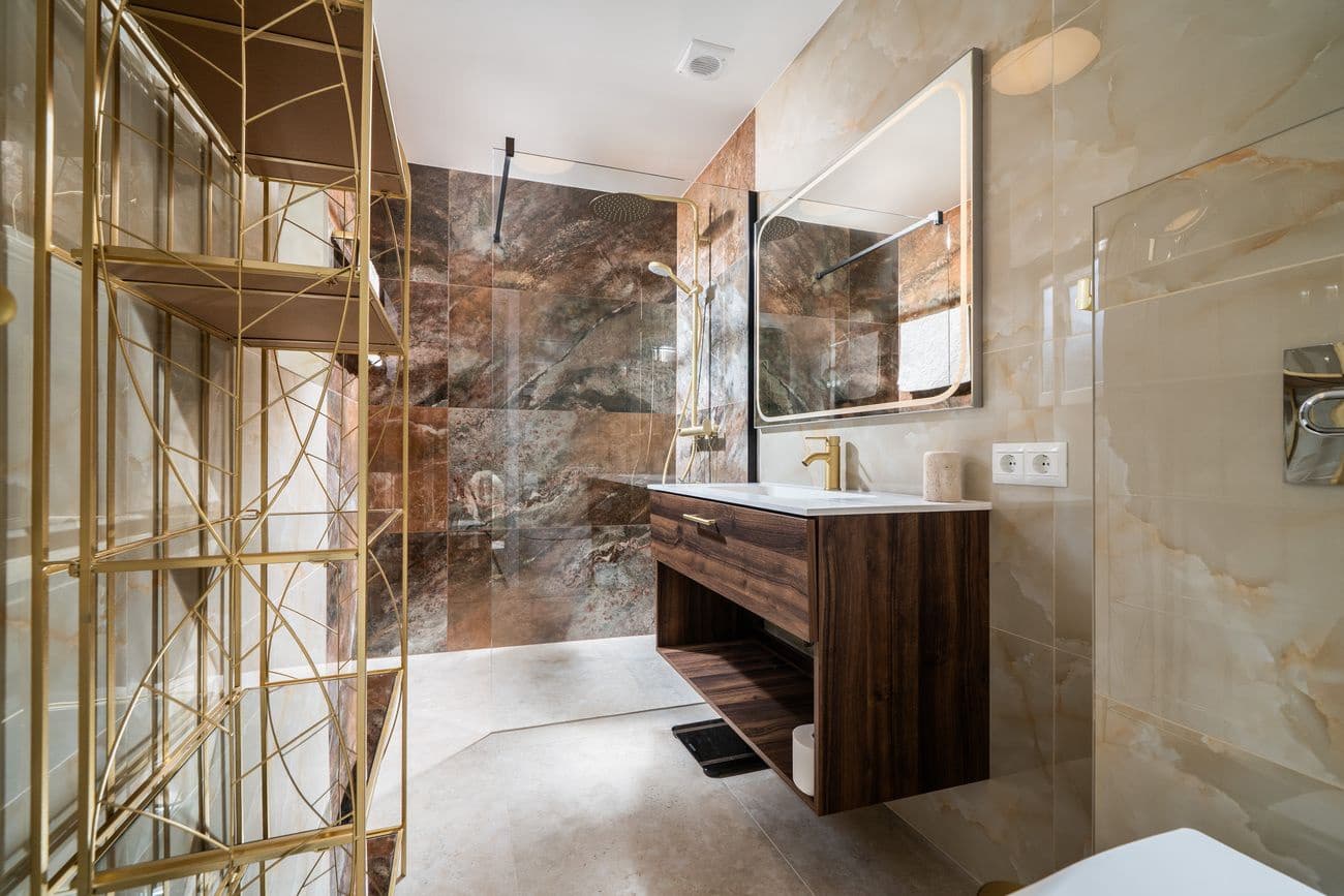 4 quarto Moradia para venda em Torrevieja com piscina - 1 350 000 € (Ref: 9513969)