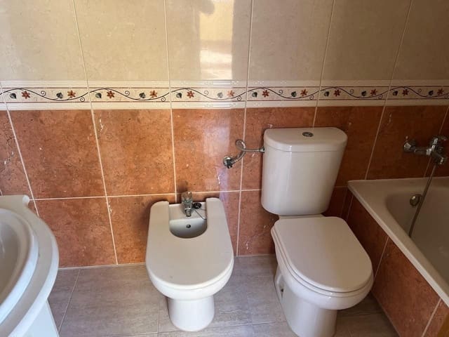 2 quarto Penthouse para venda em Puerto Deportivo, Guardamar del Segura - 225 000 € (Ref: 9513972)