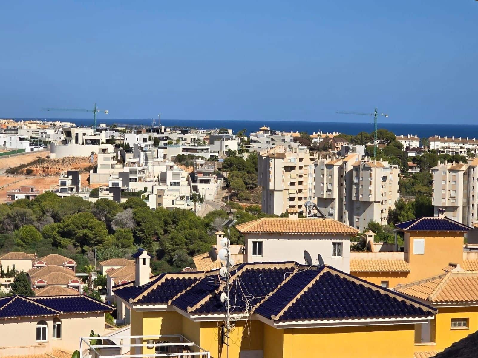 3 soverom Penthouse til salgs i Orihuela Costa med svømmebasseng - € 235 000 (Ref: 9513976)