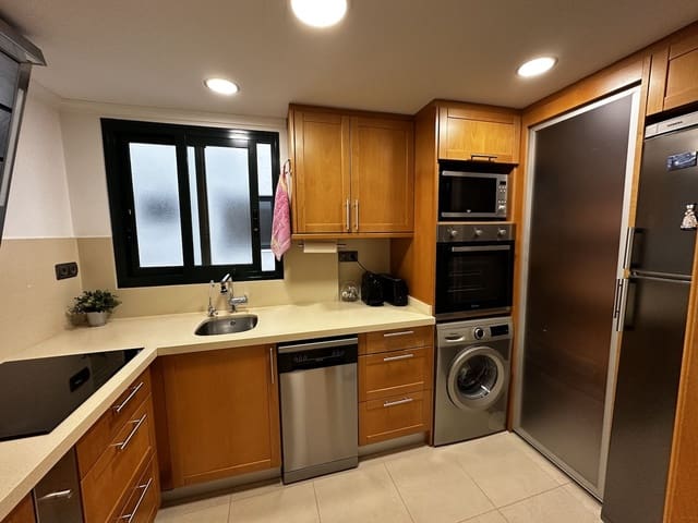 Apartamento de 2 habitaciones en Guardamar del Segura en venta - 339.000 € (Ref: 9513981)