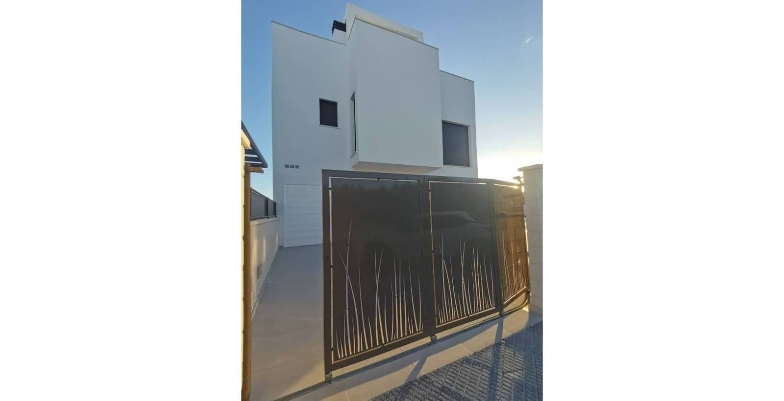 5 bedroom Villa for sale in Los Montesinos - € 780,000 (Ref: 9513983)