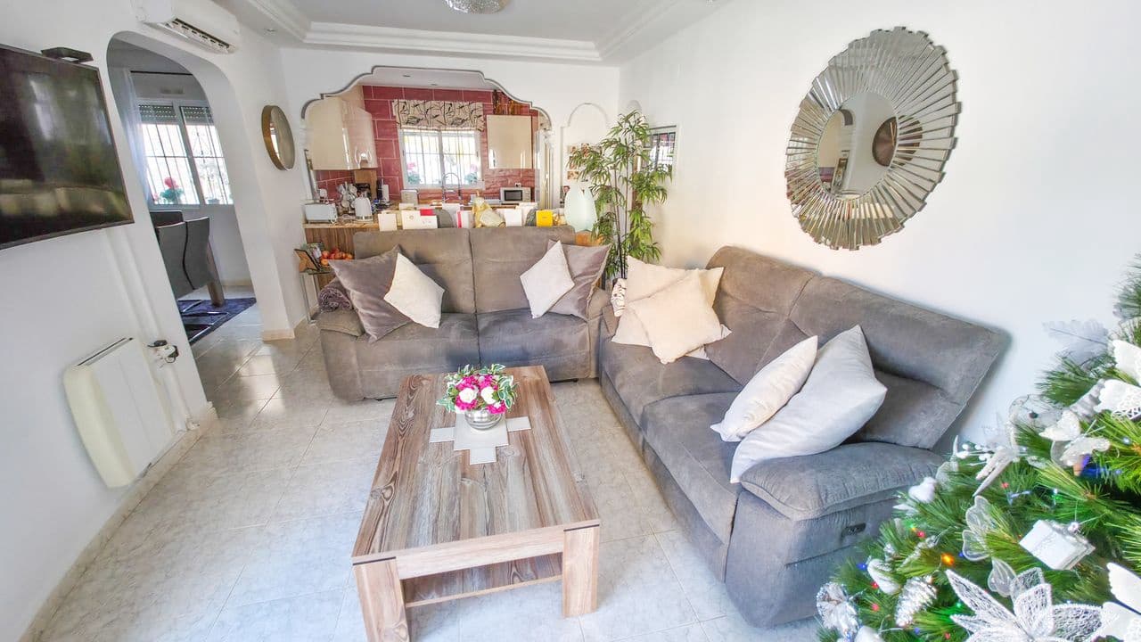 3 bedroom Villa for sale in Filipinas - € 269,995 (Ref: 9513990)