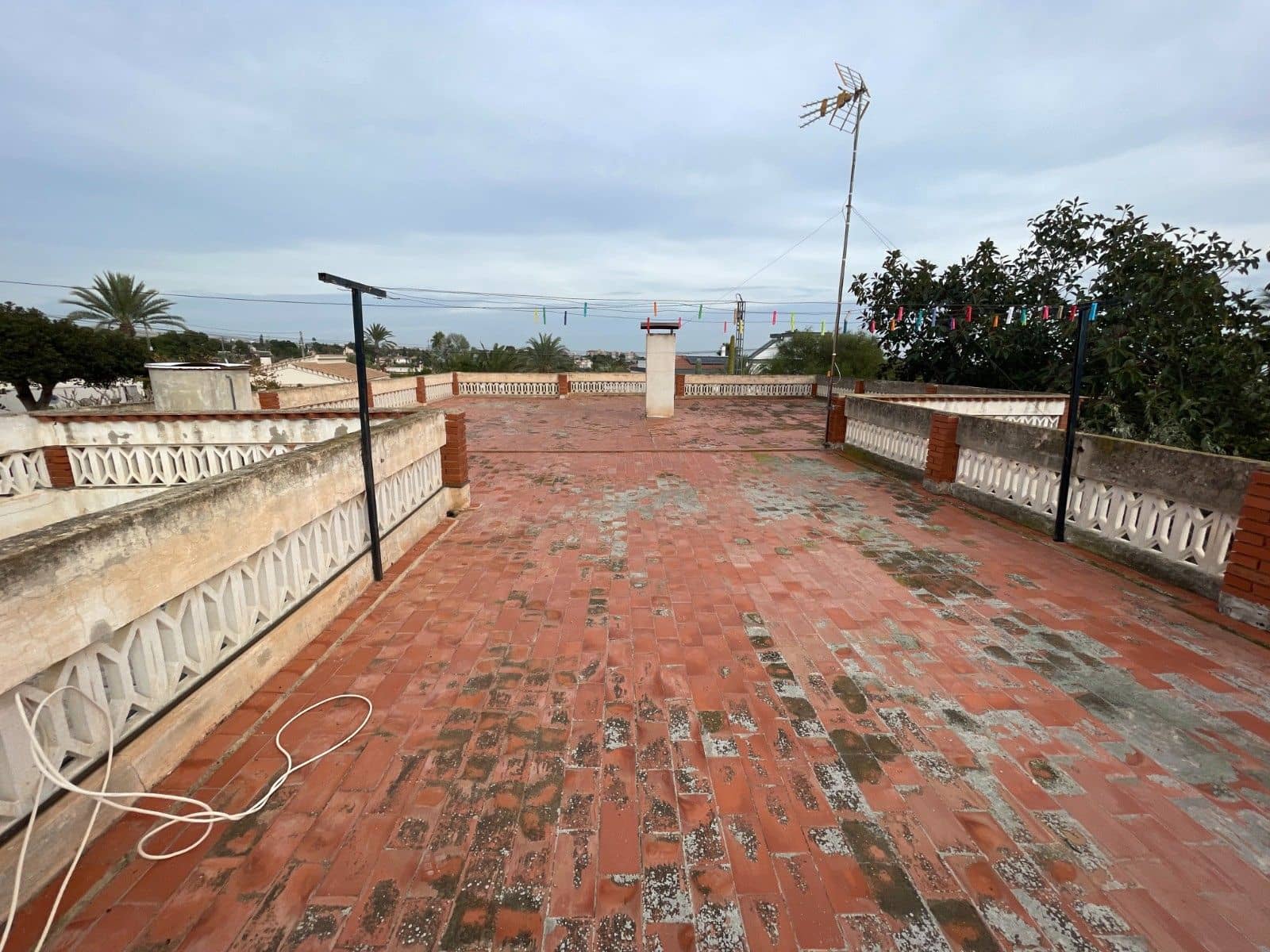 4 soveværelse Villa til salg i Elche / Elx med garage - € 378.000 (Ref: 9513998)