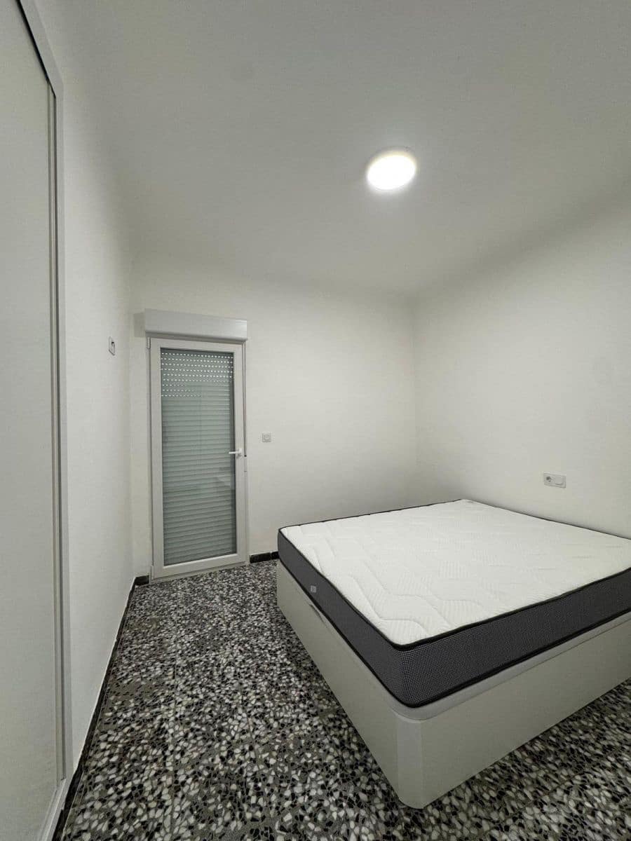 5 sovrum Lägenhet till salu i Torrevieja - 191 000 € (Ref: 9514000)