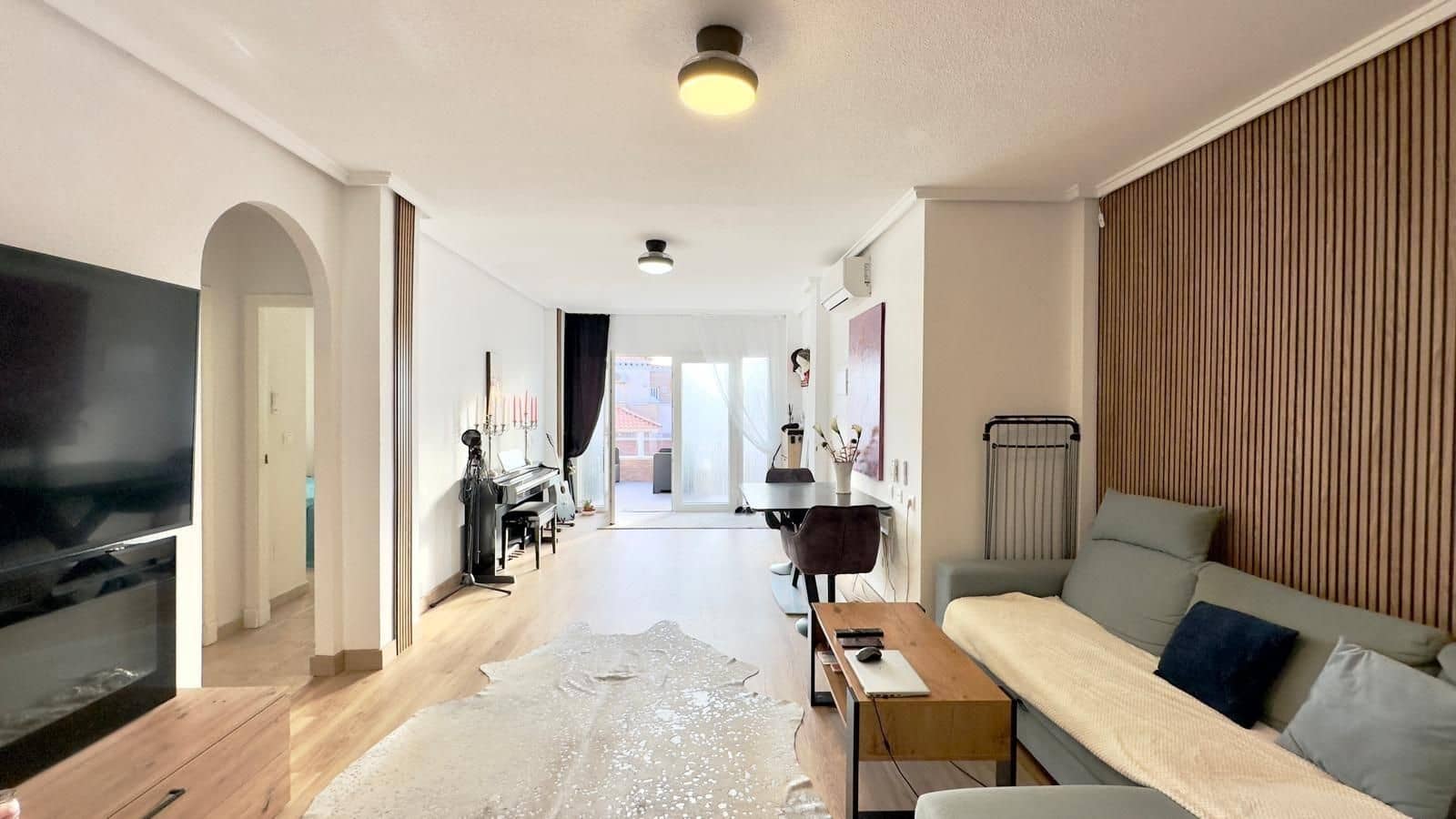 2 slaapkamer Bungalow te koop in Torrevieja met zwembad - € 199.900 (Ref: 9514007)