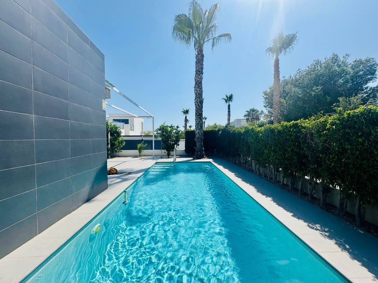 2 bedroom Villa for sale in Algorfa with pool - € 299,000 (Ref: 9514011)