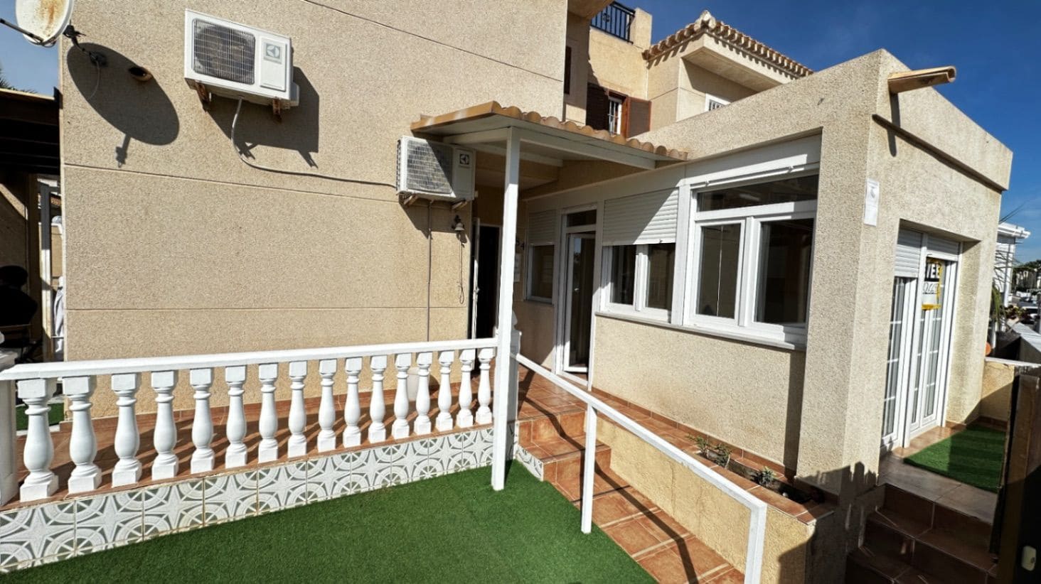 3 bedroom Apartment for sale in Playa Flamenca - € 239,000 (Ref: 9514021)