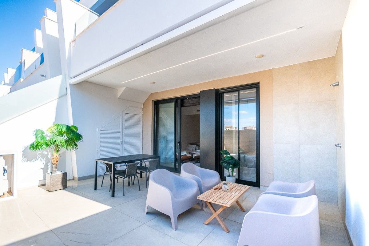 3 makuuhuone Huoneisto myytävänä paikassa San Pedro del Pinatar - 289 000 € (Ref: 9514028)