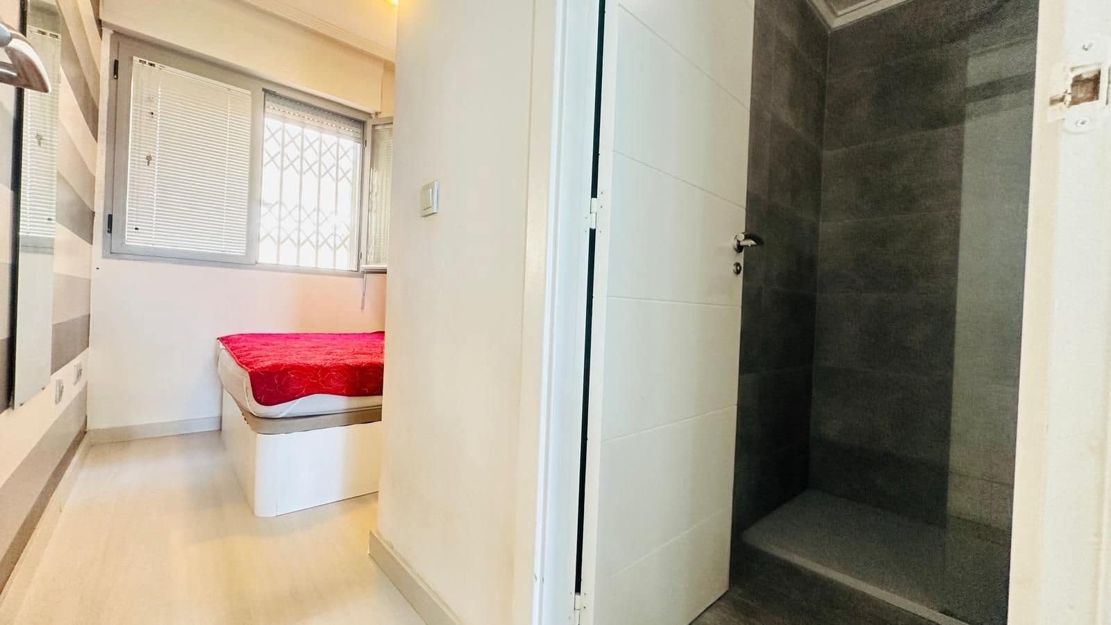 2 soveværelse Penthouse til salg i Torrevieja med swimmingpool - € 241.000 (Ref: 9514029)