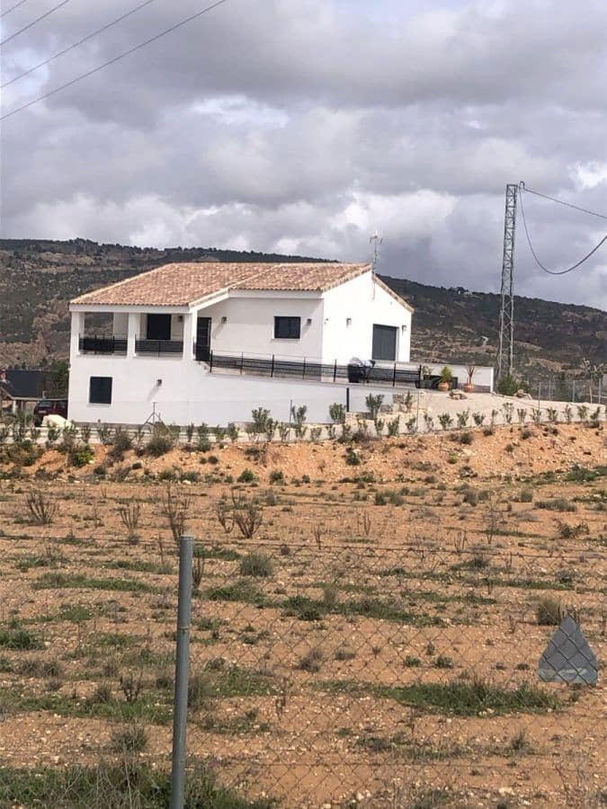 5 slaapkamer Villa te koop in Pinoso - € 409.995 (Ref: 9514043)