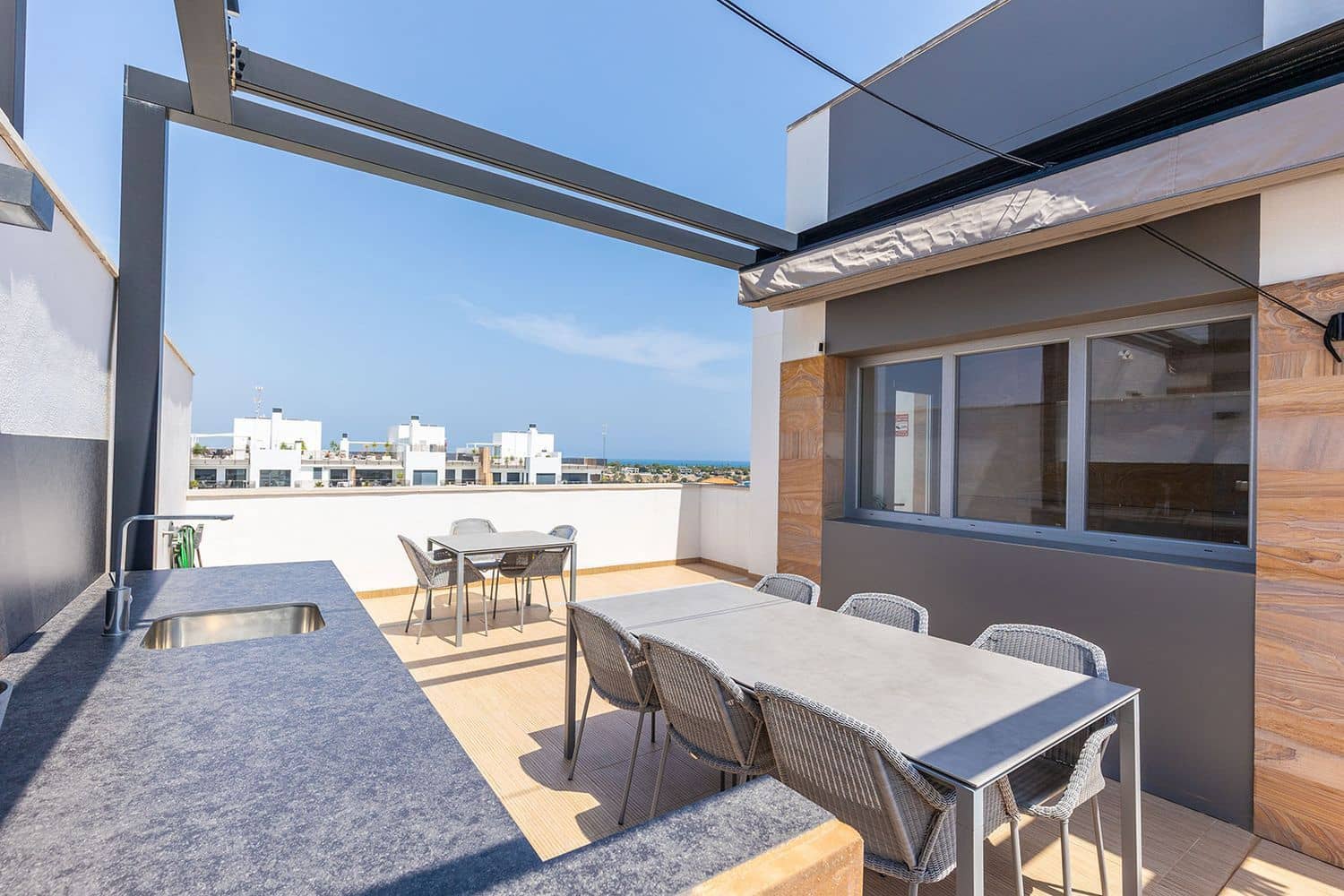 3 soverom Leilighet til salgs i Cabo Roig med svømmebasseng garasje - € 725 000 (Ref: 9514044)