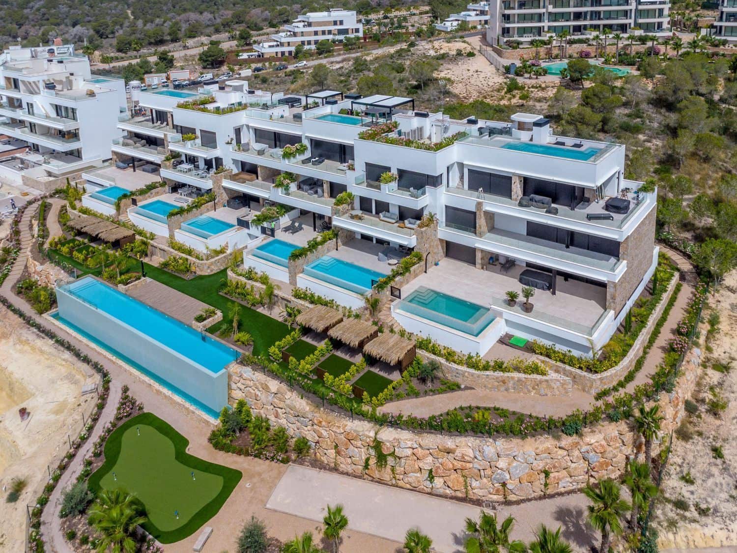 2 sypialnia Mieszkanie na sprzedaż w Las Colinas Golf z basenem garażem - 499 000 € (Ref: 9514045)