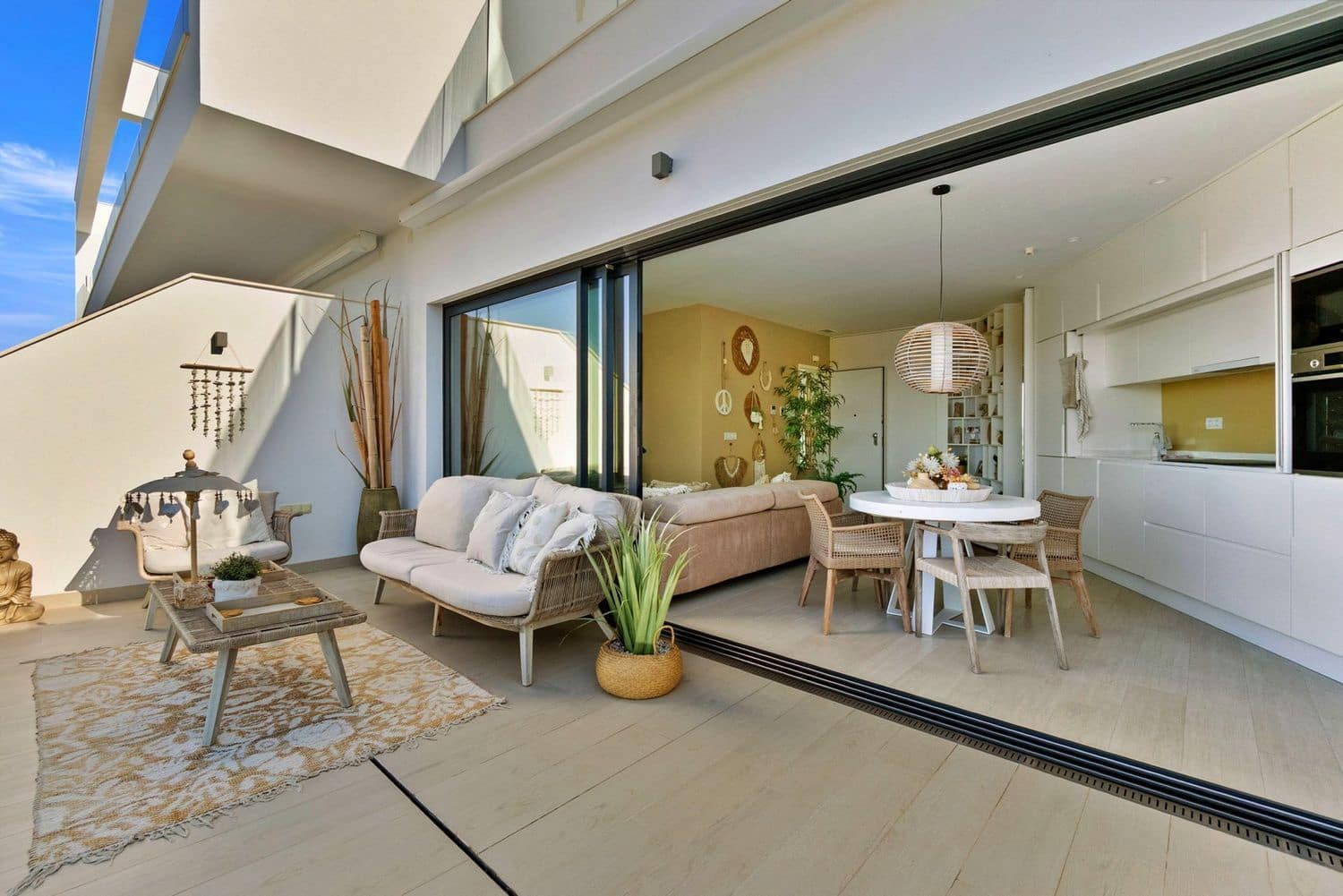 2 quarto Apartamento para venda em Las Colinas Golf com piscina garagem - 359 000 € (Ref: 9514049)