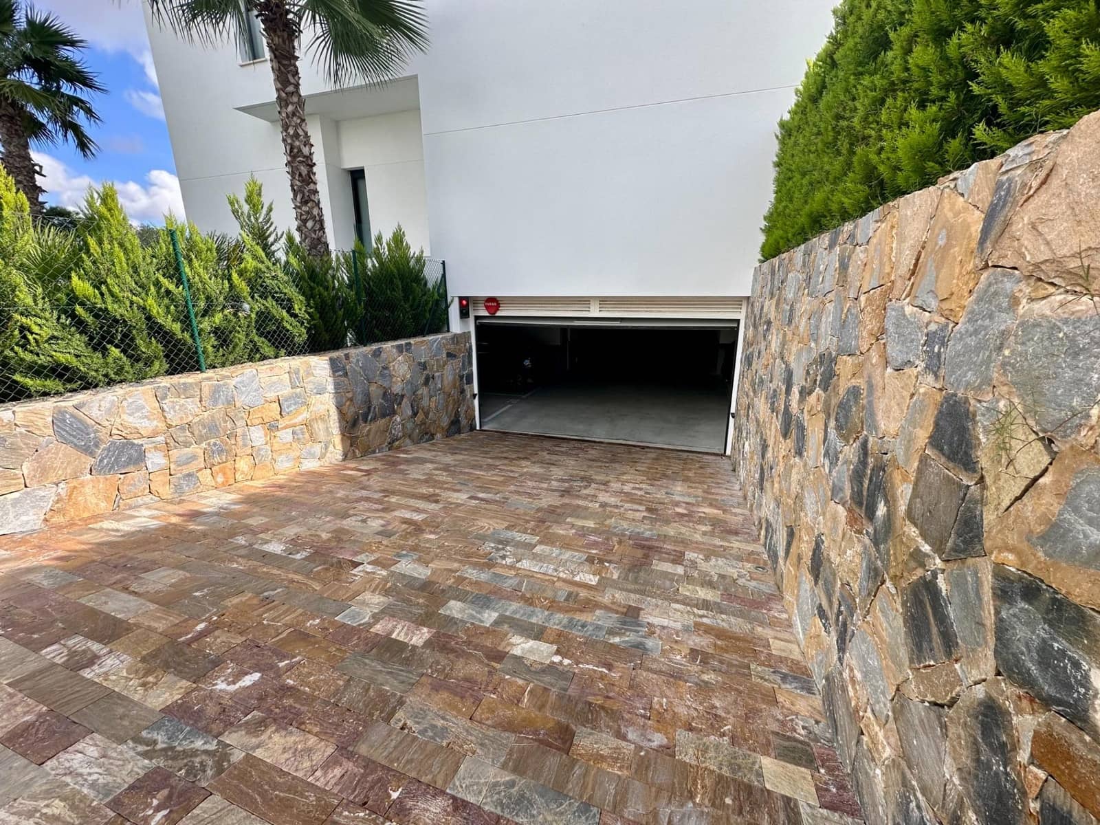 3 bedroom Apartment for sale in Las Colinas Golf - € 489,000 (Ref: 9514052)