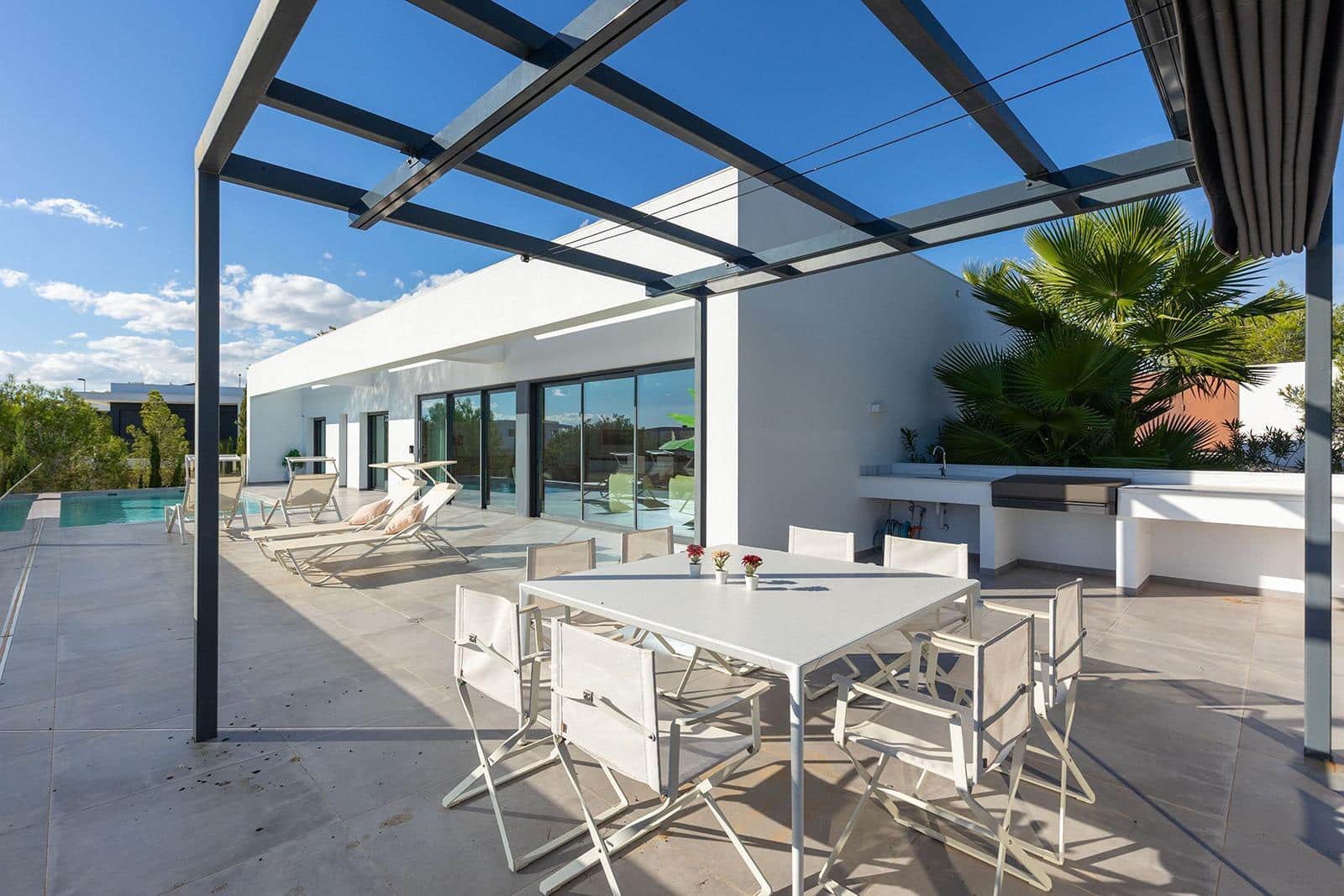 4 slaapkamer Villa te koop in Las Colinas Golf met garage - € 1.700.000 (Ref: 9514056)