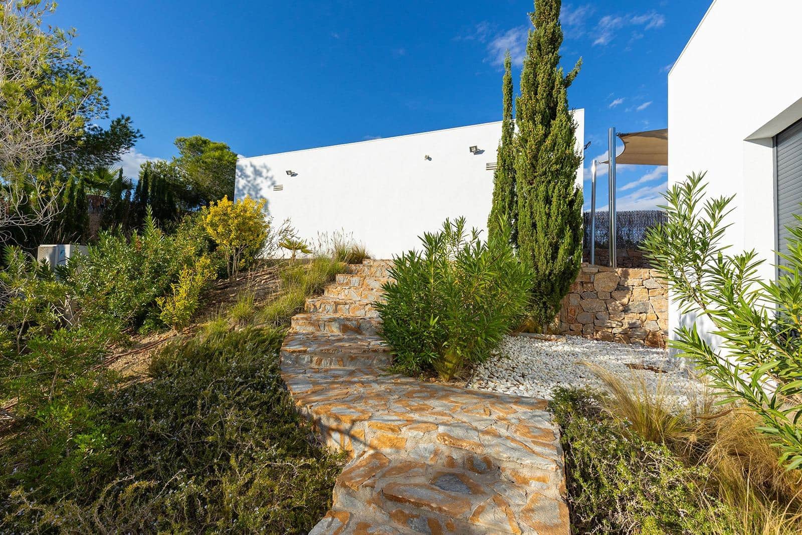 4 slaapkamer Villa te koop in Las Colinas Golf met garage - € 1.700.000 (Ref: 9514056)