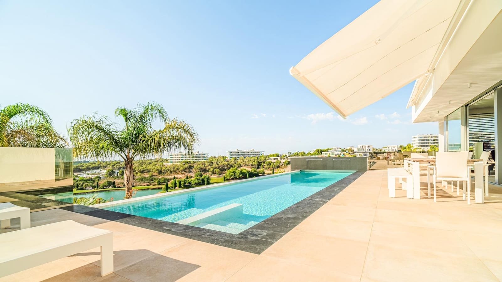 4 bedroom Villa for sale in Las Colinas Golf with garage - € 2,200,000 (Ref: 9514057)