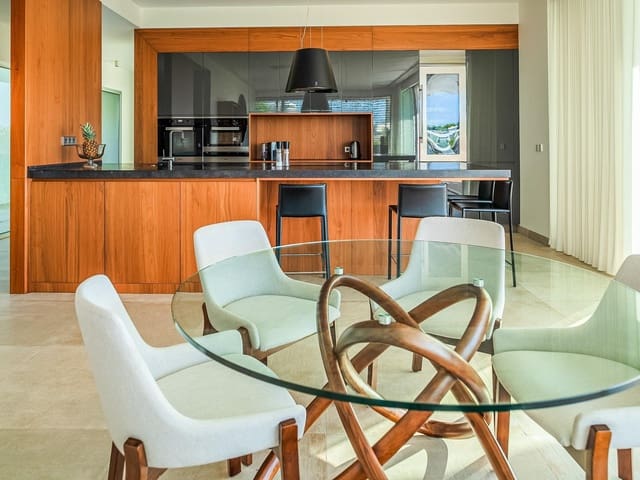 4 bedroom Villa for sale in Las Colinas Golf, Orihuela with garage - € 2,200,000 (Ref: 9514057)