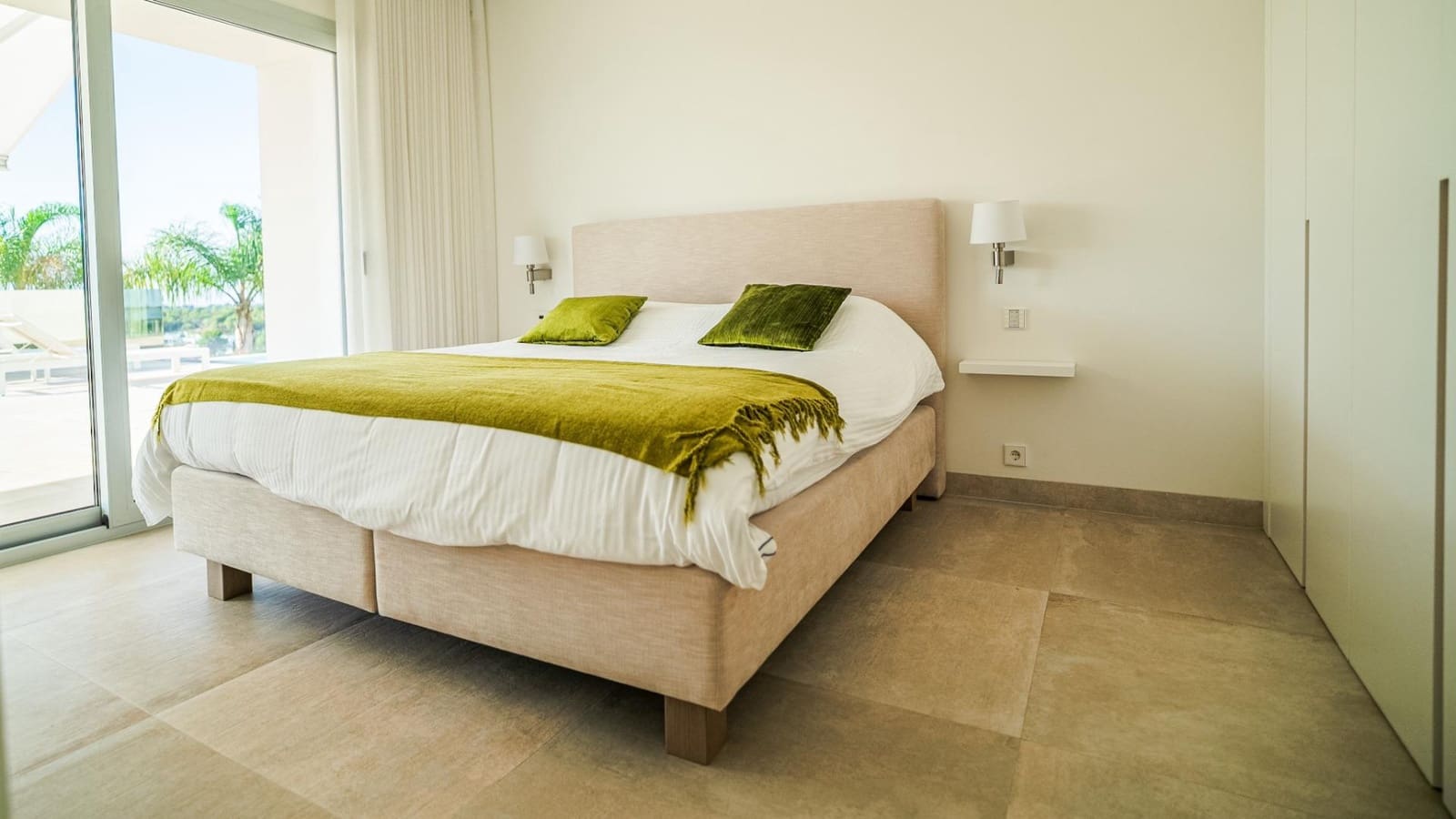 4 bedroom Villa for sale in Las Colinas Golf with garage - € 2,200,000 (Ref: 9514057)