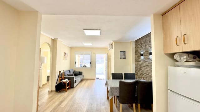 2 slaapkamer Bungalow te koop in Torreblanca, Torrevieja met zwembad - € 194.900 (Ref: 9514069)