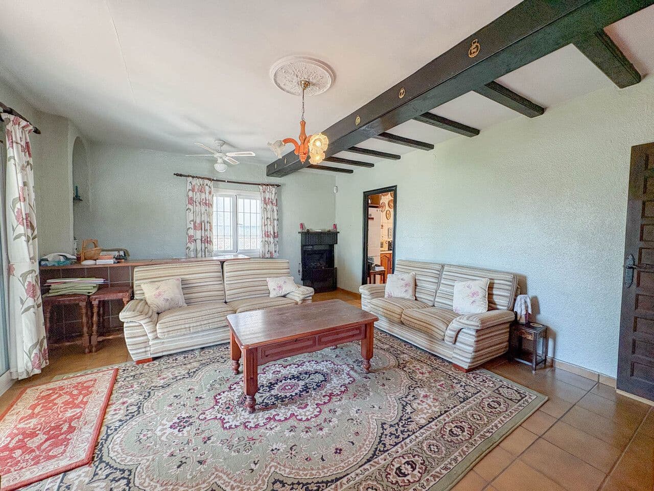 4 bedroom Villa for sale in La Siesta - € 425,000 (Ref: 9514098)