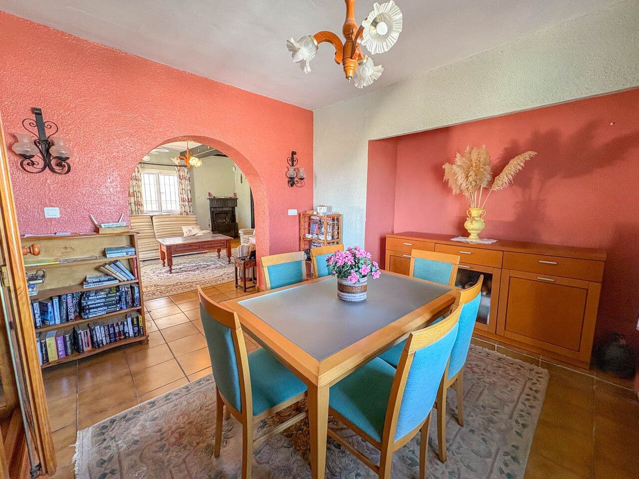 4 bedroom Villa for sale in La Siesta - € 425,000 (Ref: 9514098)