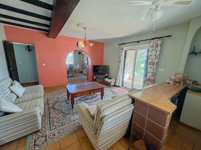 4 bedroom Villa for sale in La Siesta, Torrevieja - € 425,000 (Ref: 9514098)