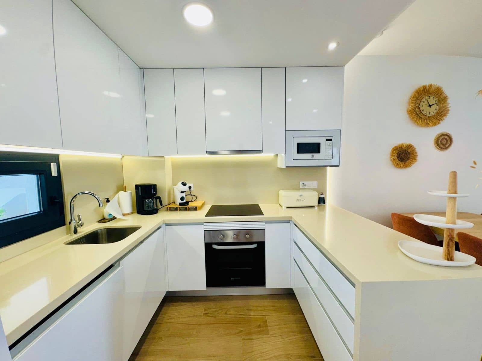 2 slaapkamer Appartement te koop in Los Balcones met zwembad - € 299.000 (Ref: 9514111)