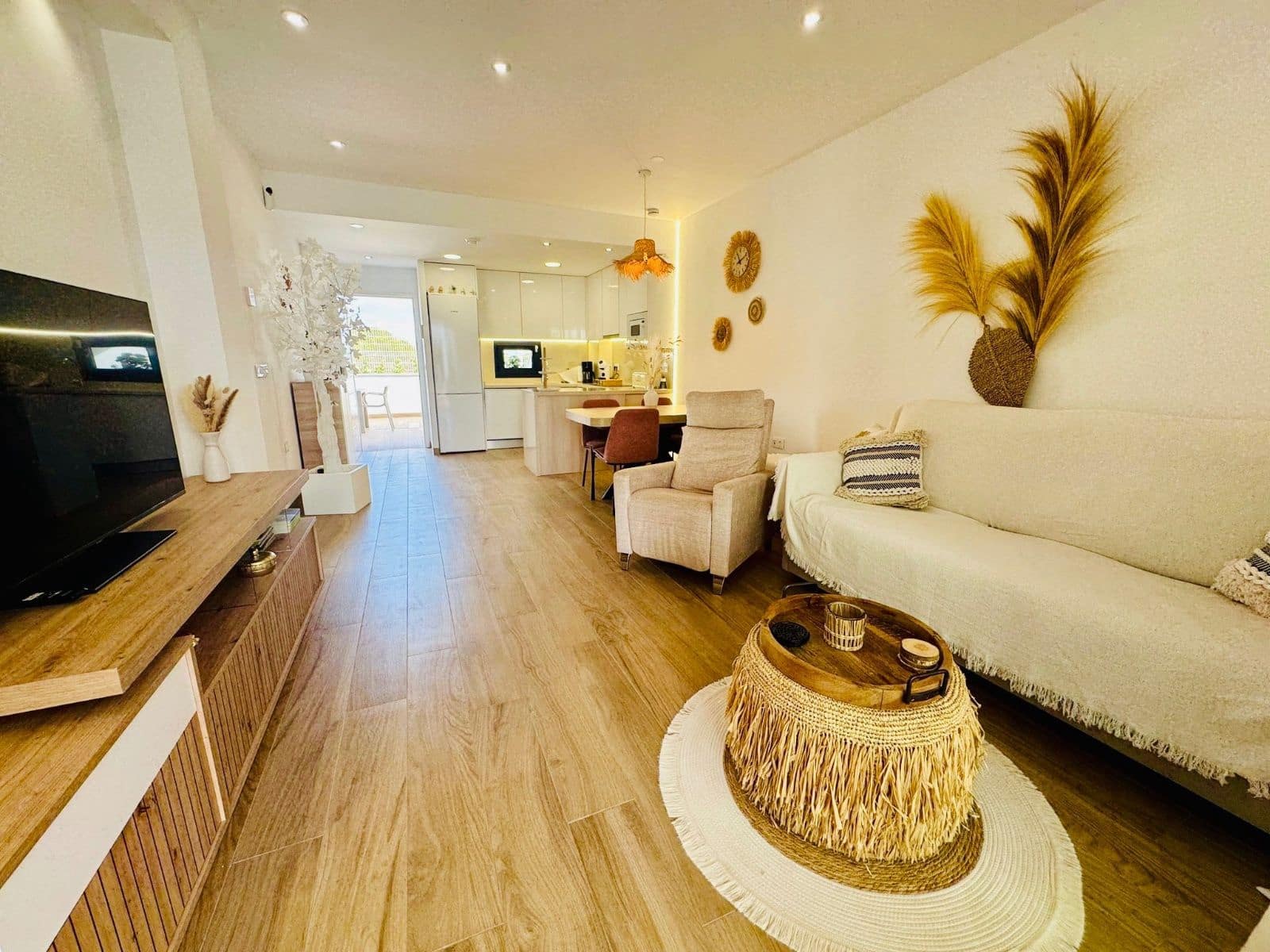 2 slaapkamer Appartement te koop in Los Balcones met zwembad - € 299.000 (Ref: 9514111)