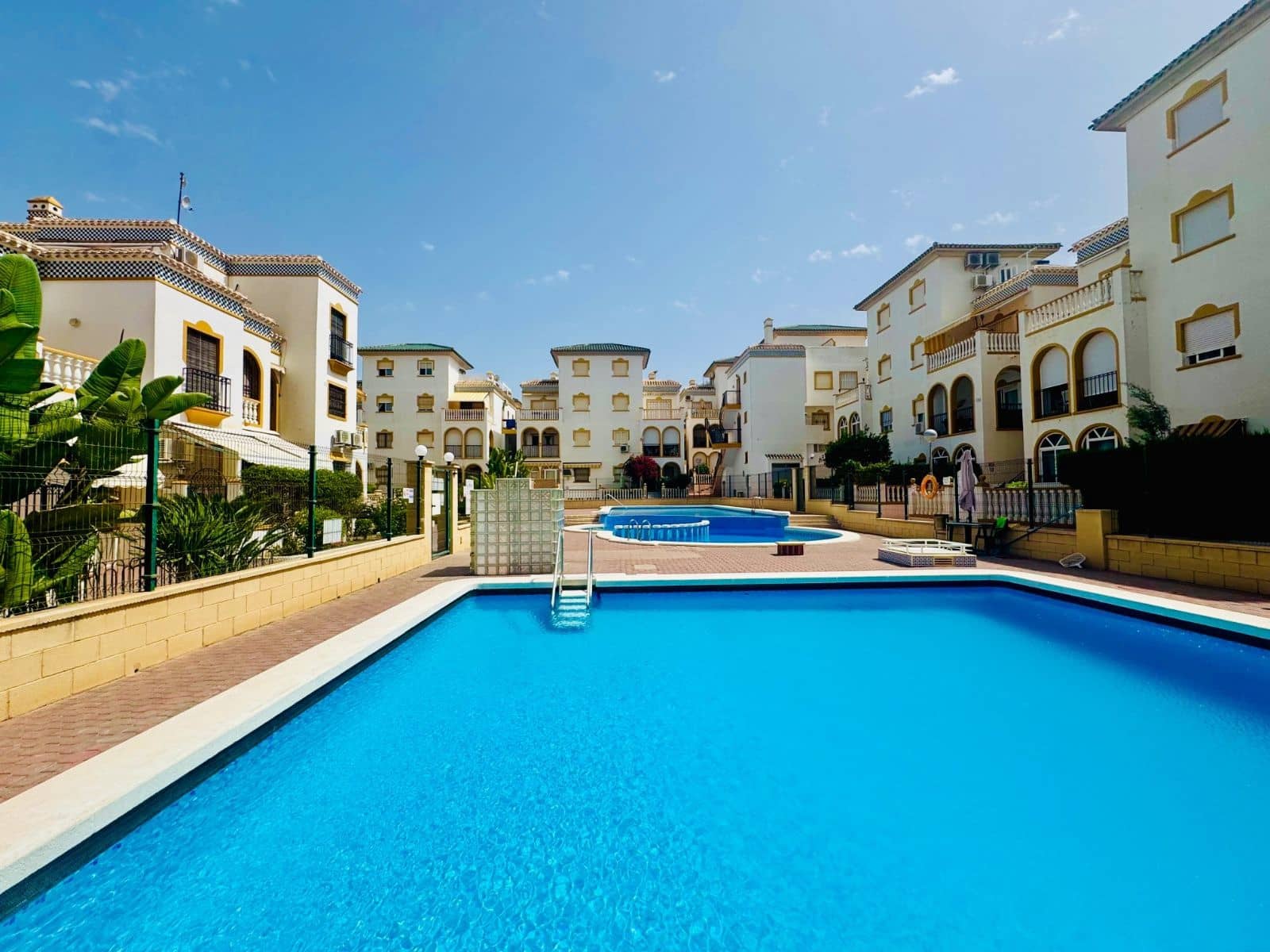 3 bedroom Apartment for sale in La Mata with pool - € 269,000 (Ref: 9514113)